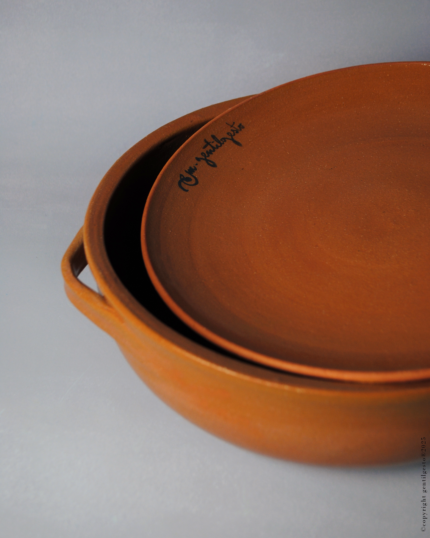 Tegame grande in ceramica